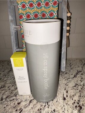Grove Collaborative Lavender & Thyme Floor Cleaner - White